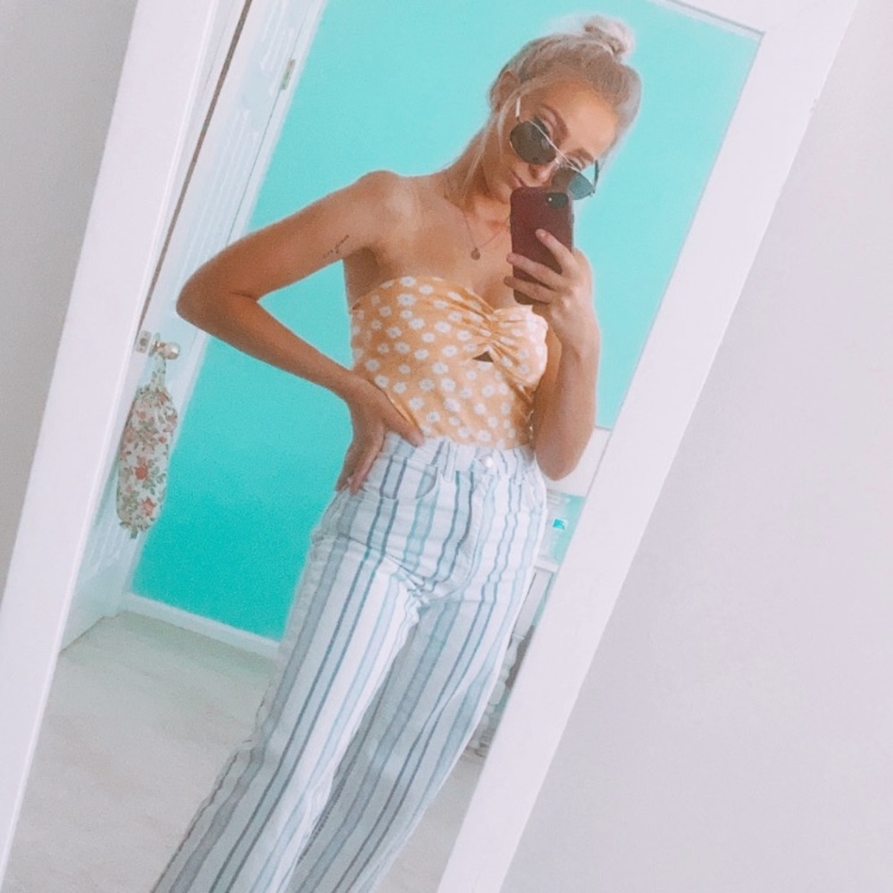 Blue and white stripped H&M pants - Picture 10 of 14